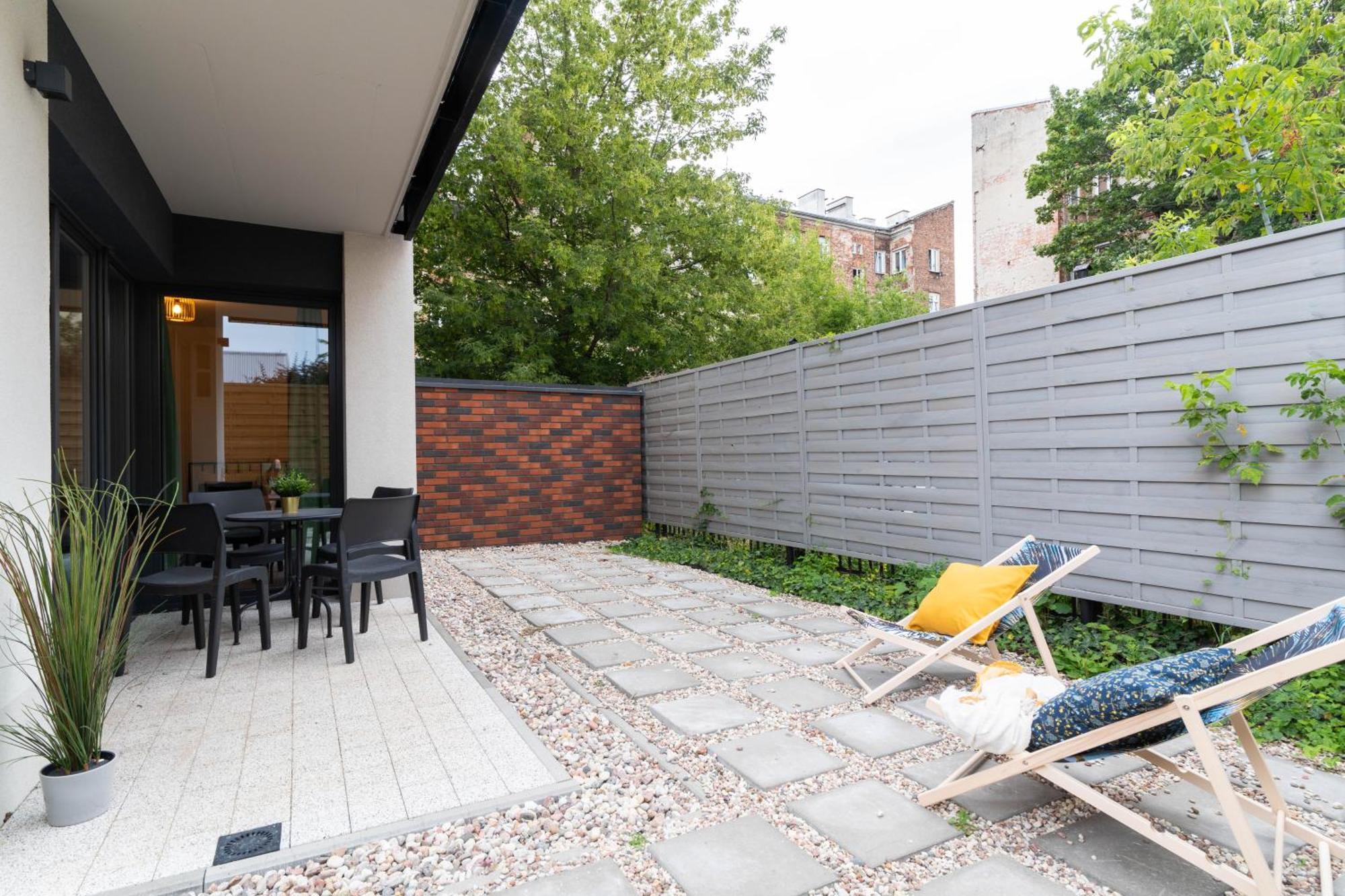 Lineburg Villa Apartments Warsaw Exterior photo